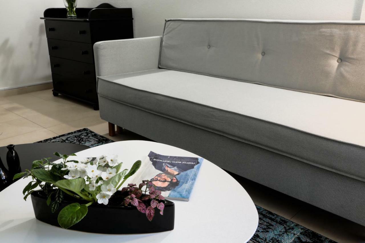 Katia'S Pepper Tree Apartment 伊拉克利翁 外观 照片