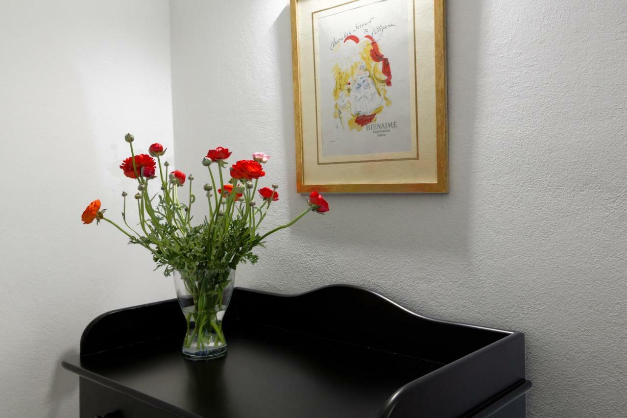 Katia'S Pepper Tree Apartment 伊拉克利翁 外观 照片